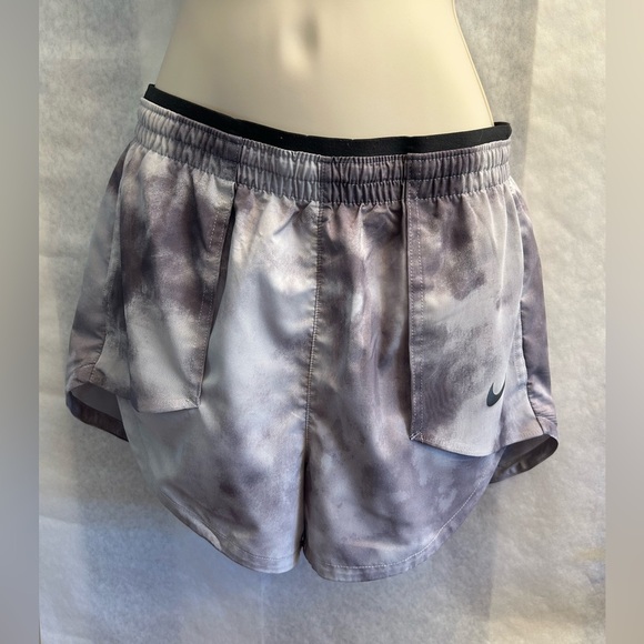 Nike women’s Tempo Luxe Icon Clash lined running shorts Lightweight Sz-XS.  T9 - Picture 3 of 15